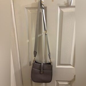 Elegant Gray Women's Shoulder Bag nwt